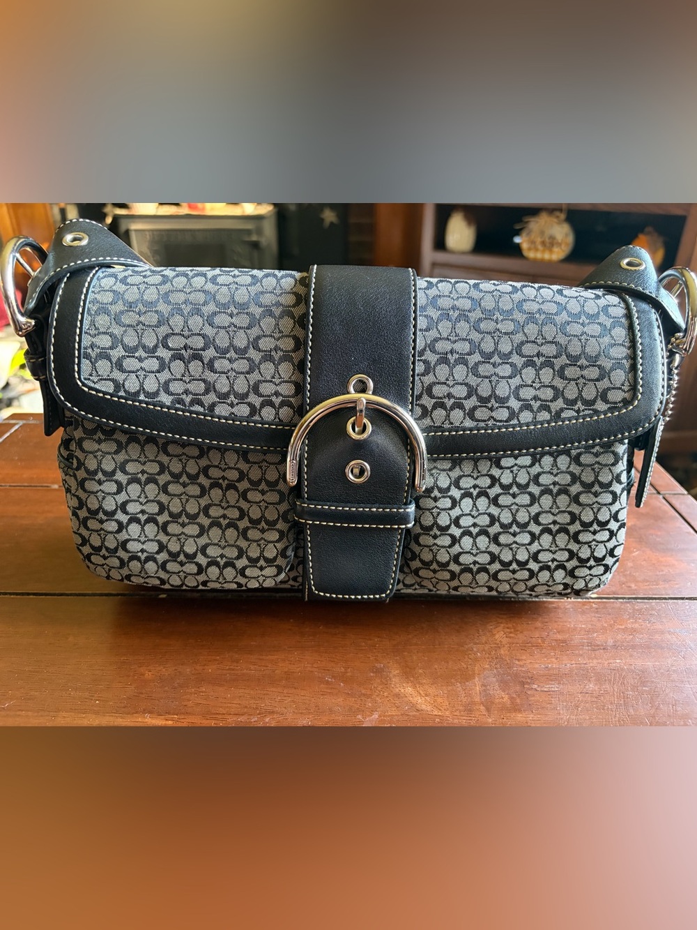 Vintage Coach Soho with buckle.